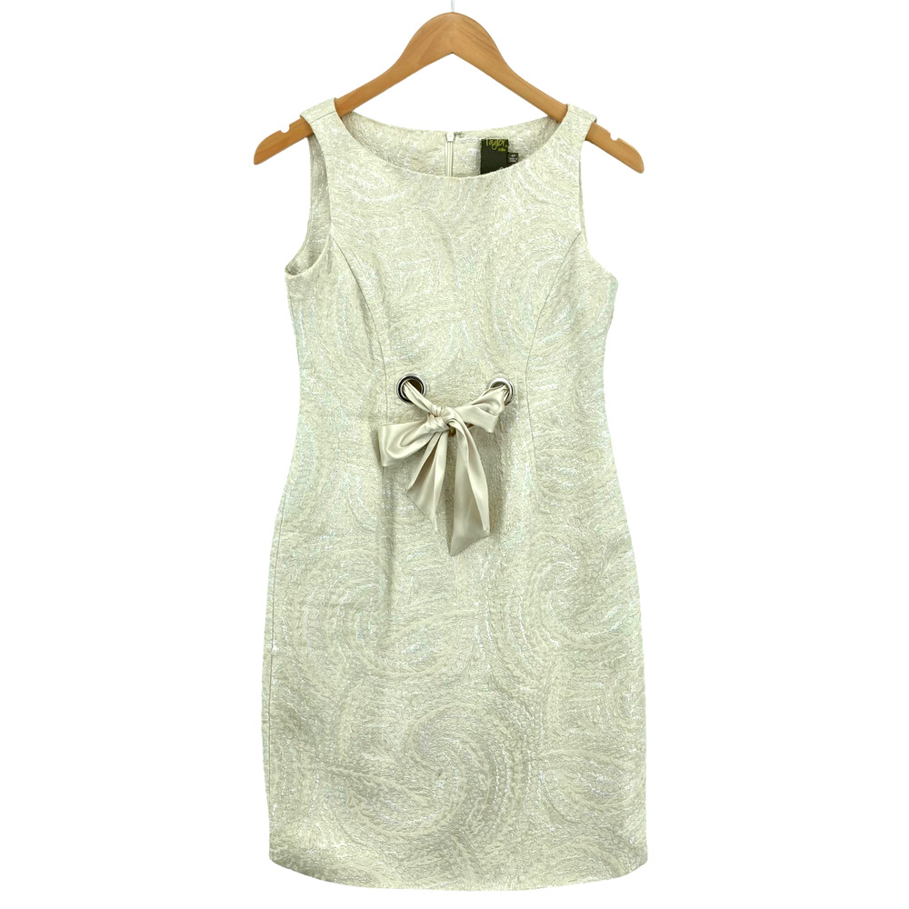 Taylor Women's Dress Size 4P Cream Round Neck Sleeveless Back Zipper A-Line